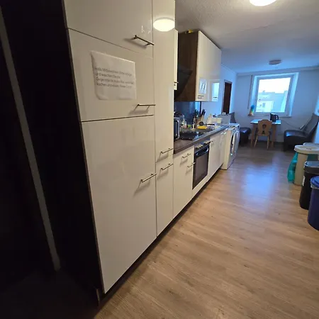 Hirsch Apartment